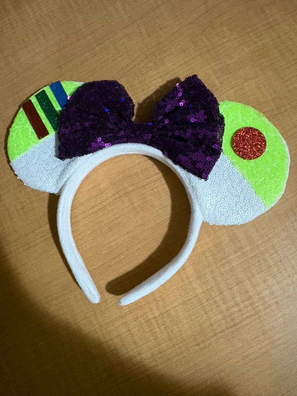 Disney Sequin Minnie Ear Headbands - Gold Cheetah Print & Buzz Lightyear Bow - Picture 2 of 4